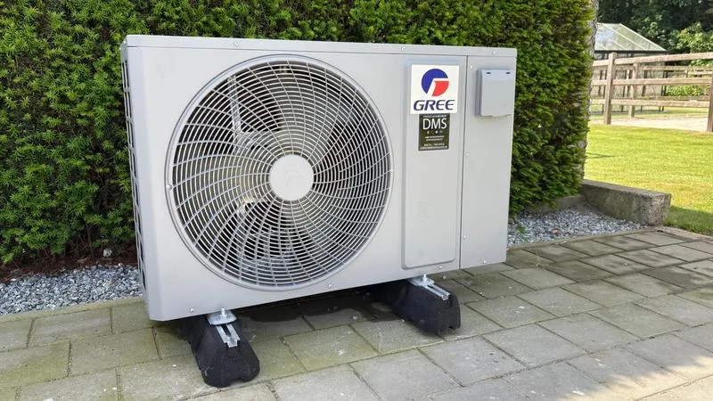 Gree zwembadwarmtepomp geïnstalleerd in Averbode