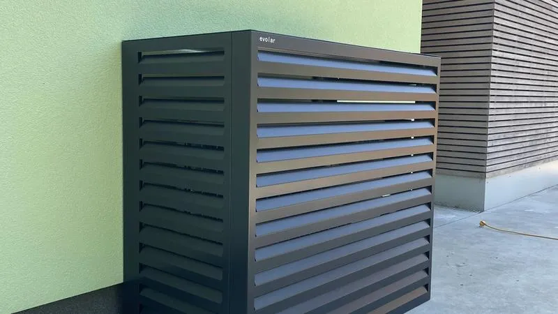 Omkasting van buitenunit Airco